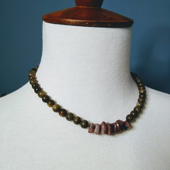 Agate and Amethyst Necklace - Picture 3 of 6